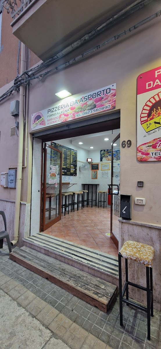 Pizzeria La Novità